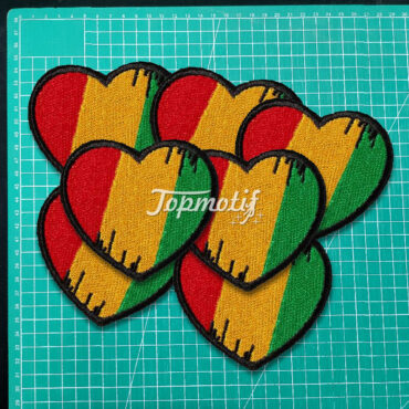 Custom size and pattern juneteenth heart design iron on cloth chenille embroidered patch